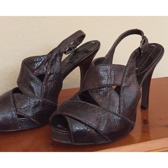 BCBG brown, snake skin leather sandals - Picture 1 of 5